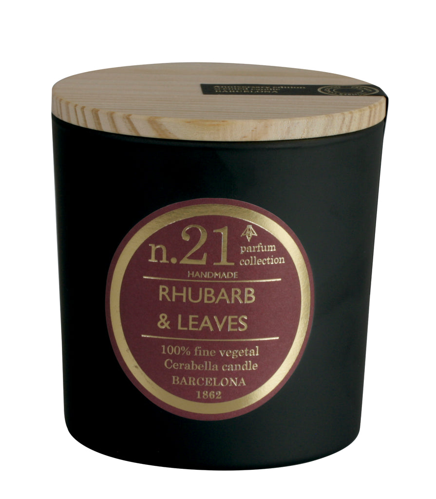 SCENTED CANDLE - RHUBARB & LEAVES